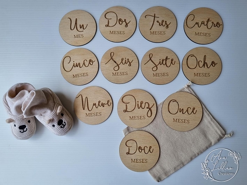 Spanish Engraved Wooden Milestone Cards